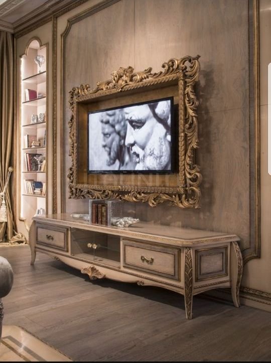 King TV Stend