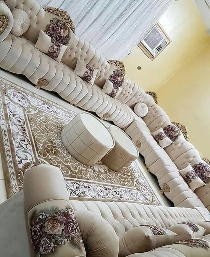 Künc divanı