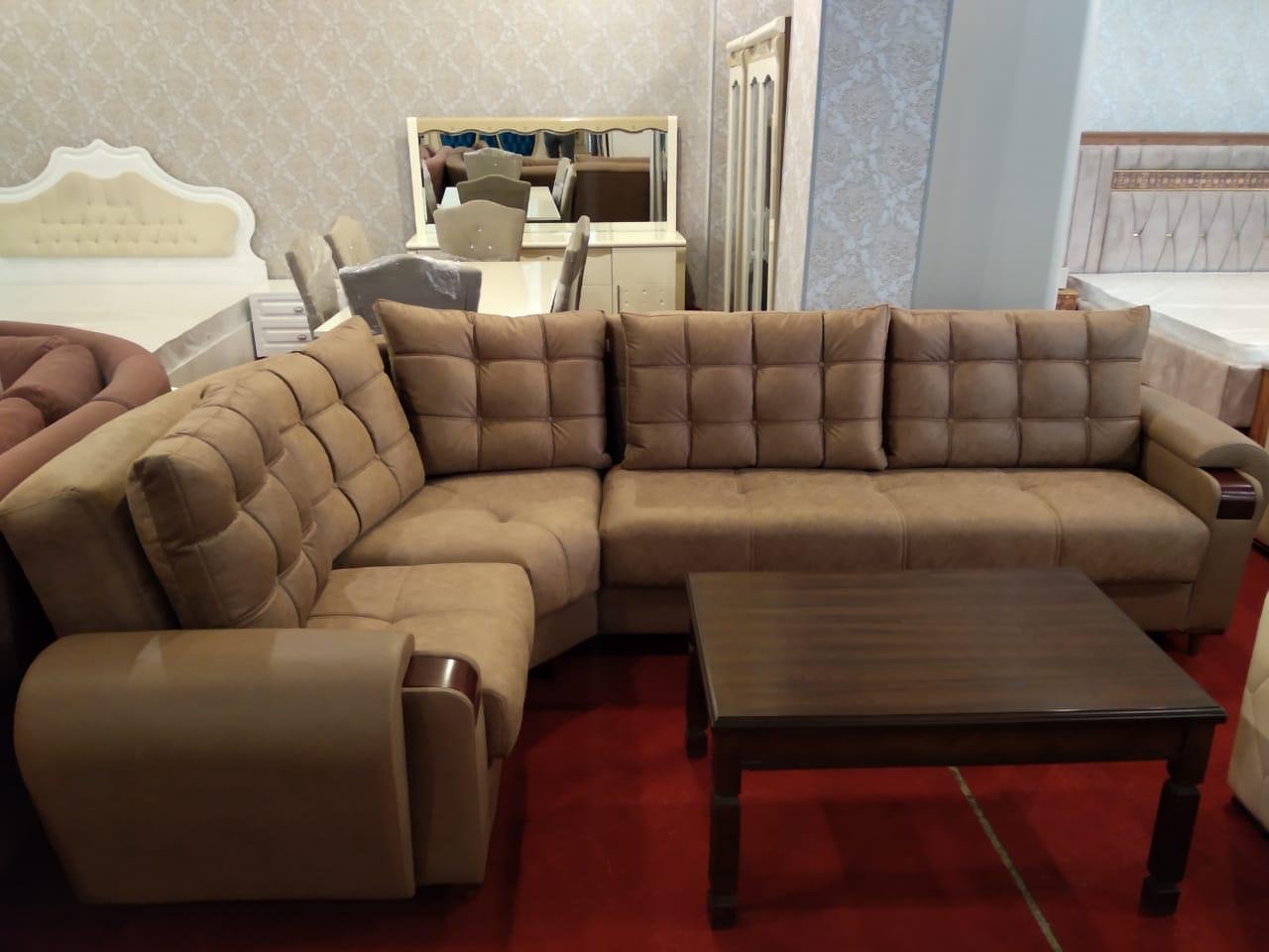 künc Divan