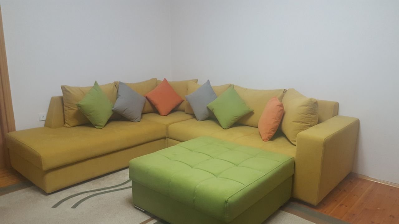 künc Divan